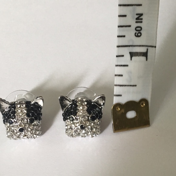 (H3) Bulldog Earrings - Picture 5 of 8